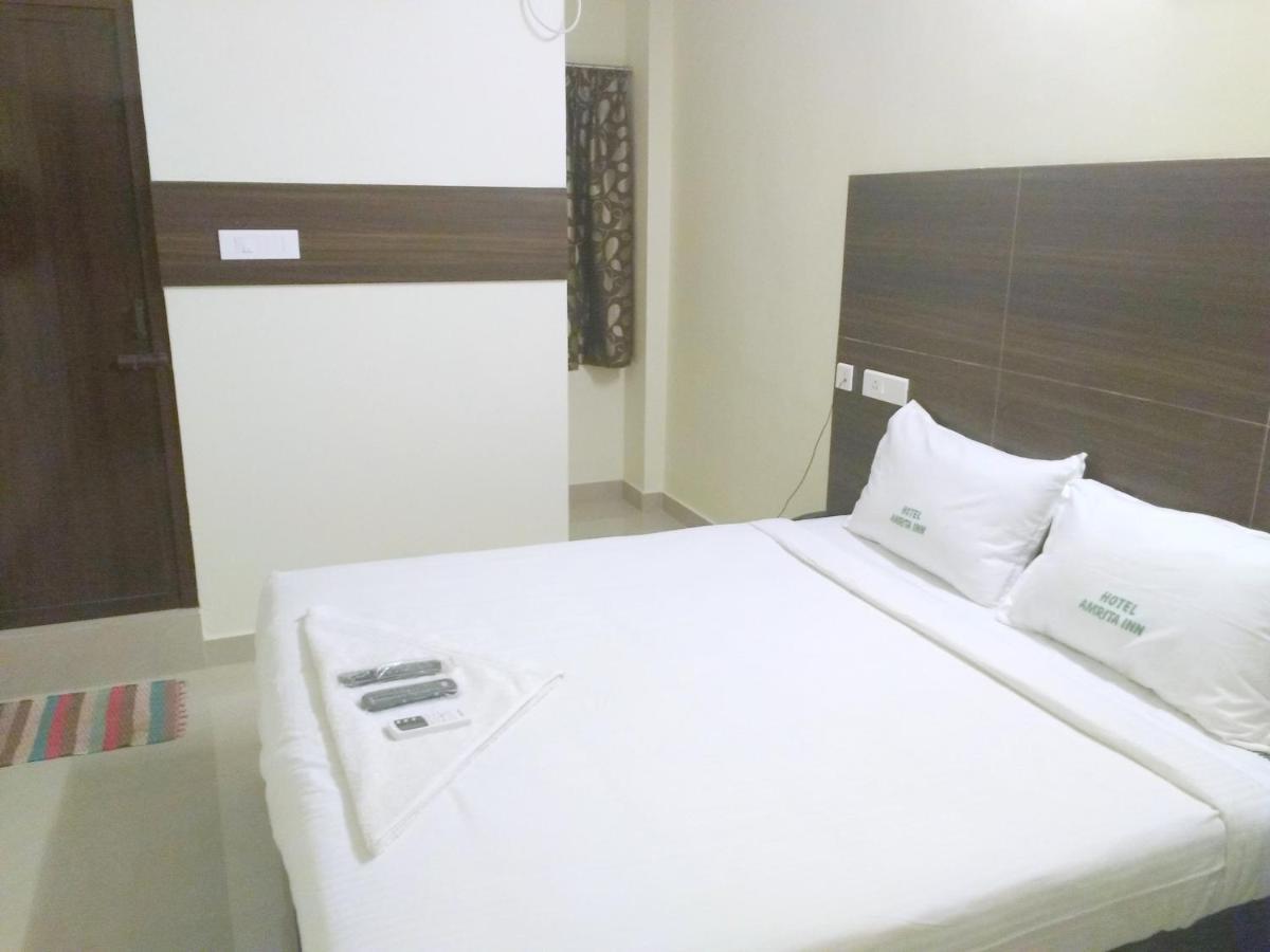 Hotel Amrita Mogappair Chennai Esterno foto